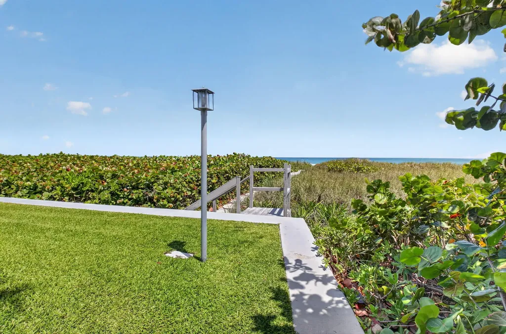 2220 S Ocean Boulevard Delray Beach FL 33483