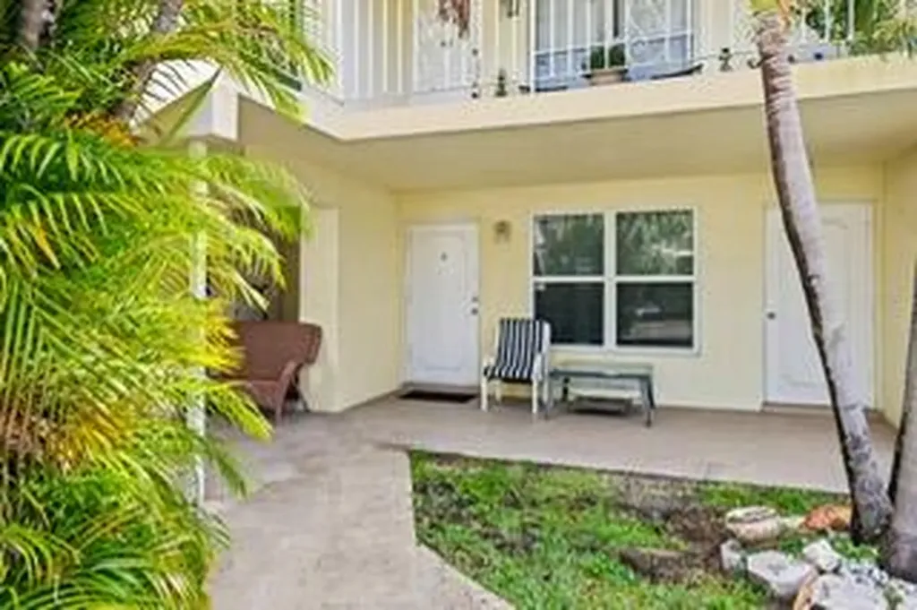 1012 SE 15th Street Fort Lauderdale FL 33316
