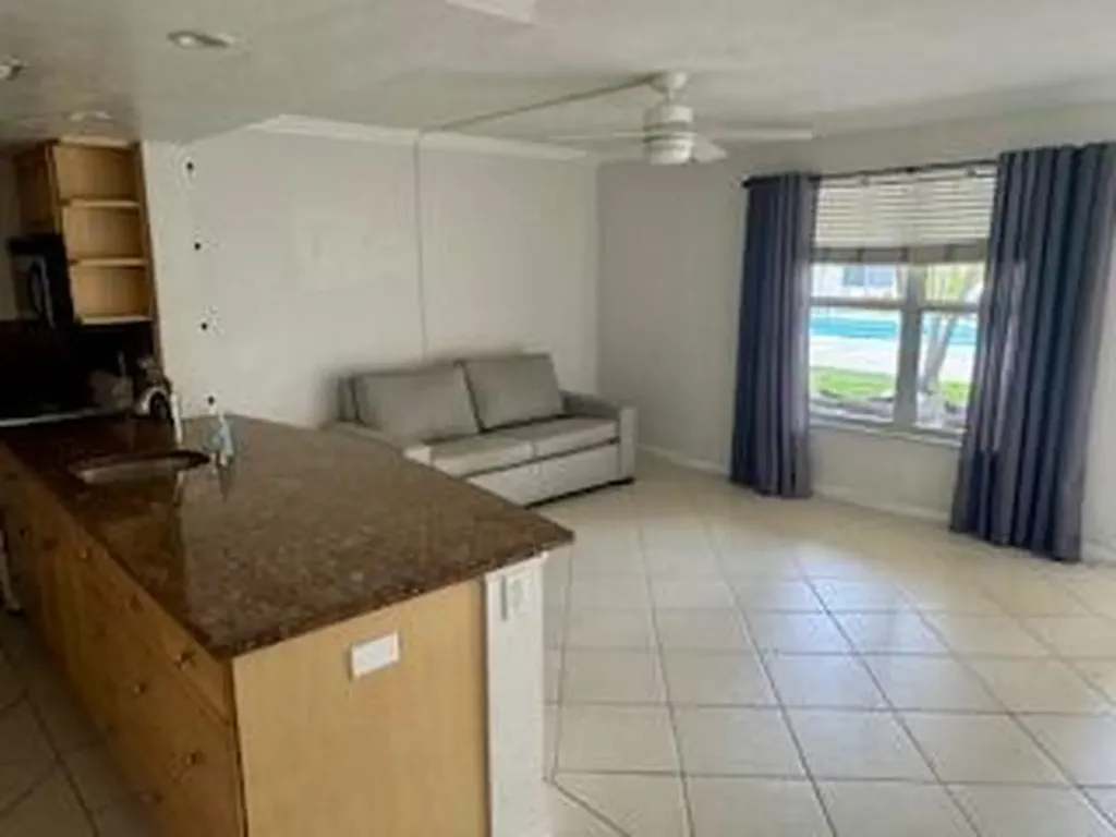 1012 SE 15th Street Fort Lauderdale FL 33316