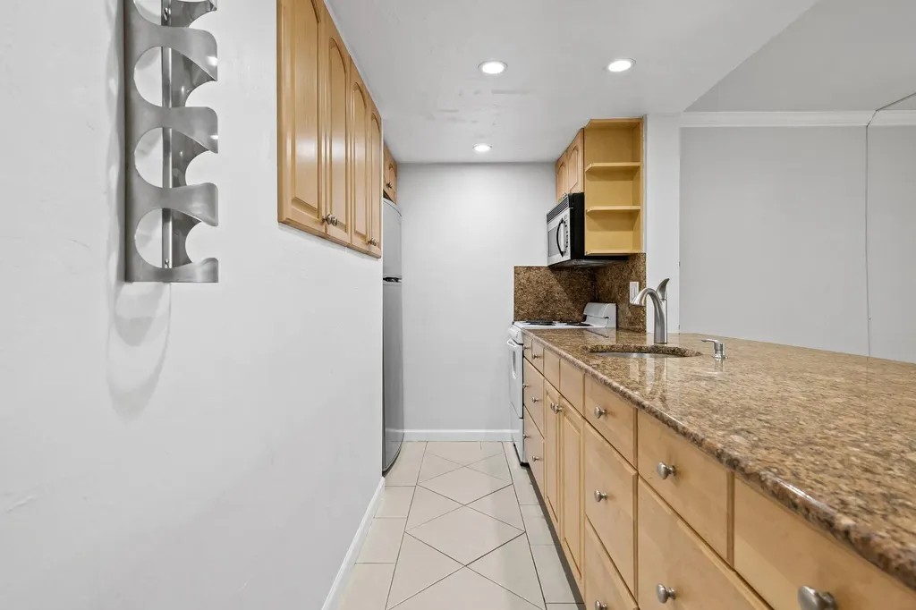 1012 SE 15th Street Fort Lauderdale FL 33316