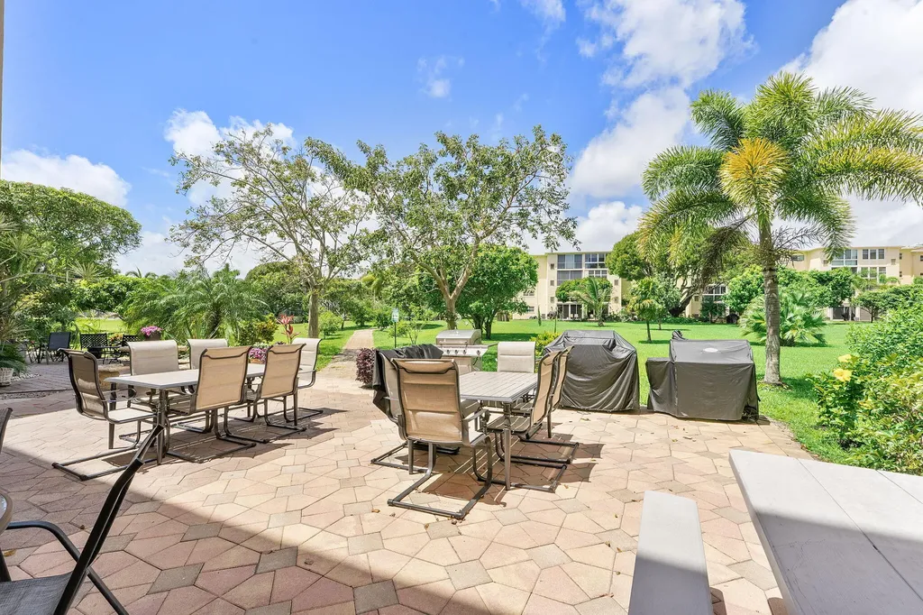 2515 NE 2nd Court Boynton Beach FL 33435