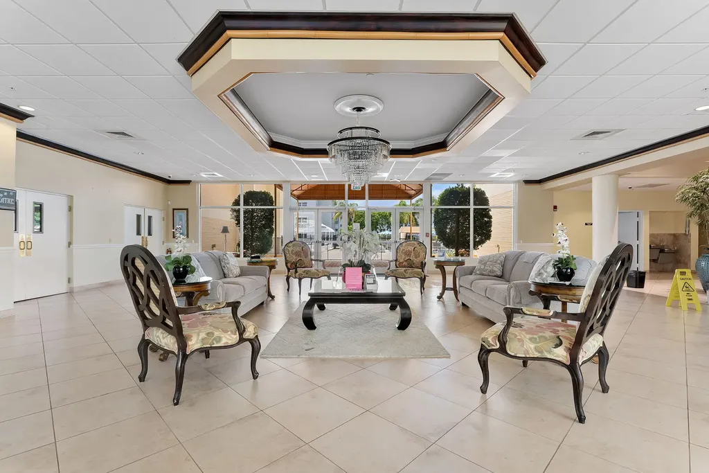 2515 NE 2nd Court Boynton Beach FL 33435