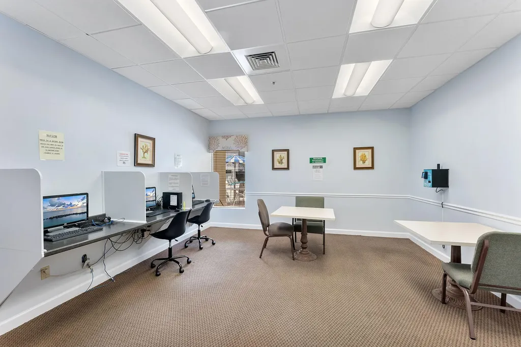 2515 NE 2nd Court Boynton Beach FL 33435