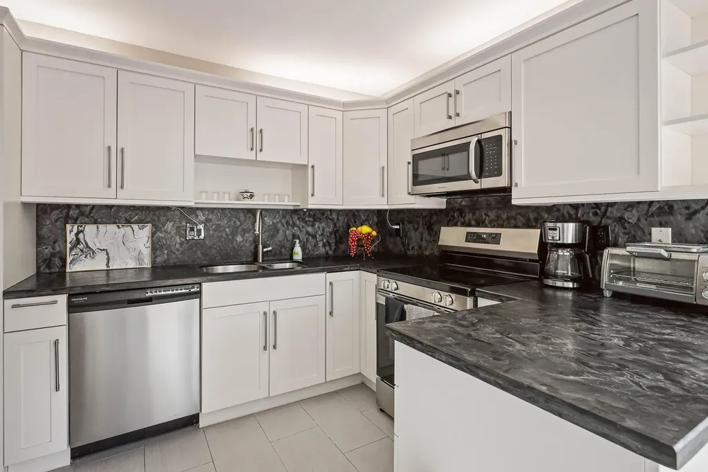 5338 S Fountains Drive Drive S Lake Worth FL 33467