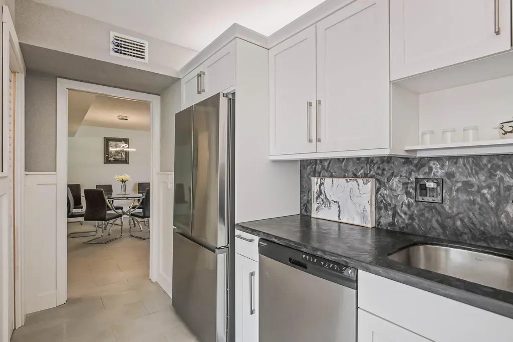 5338 S Fountains Drive Drive S Lake Worth FL 33467