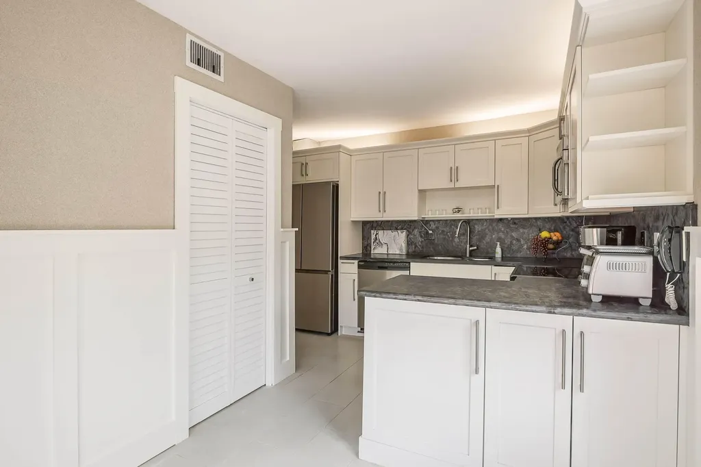 5338 S Fountains Drive Drive S Lake Worth FL 33467