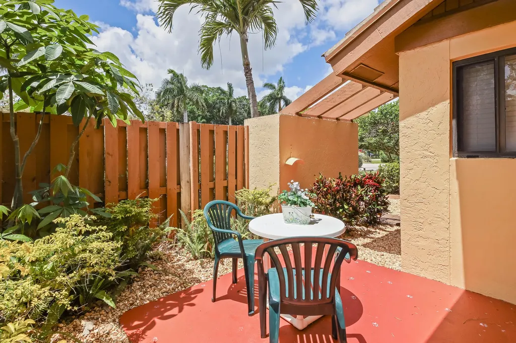 5338 S Fountains Drive Drive S Lake Worth FL 33467