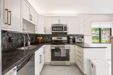 5338 S Fountains Drive Drive S Lake Worth FL 33467