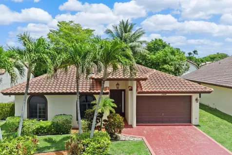 7039 Golf Pointe Circle Tamarac FL 33321