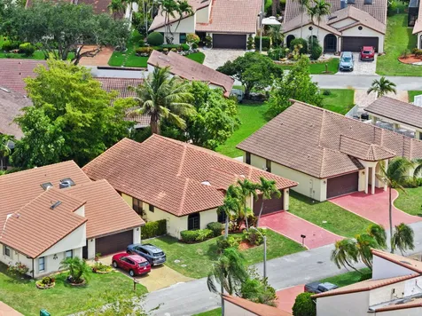 7039 Golf Pointe Circle Tamarac FL 33321