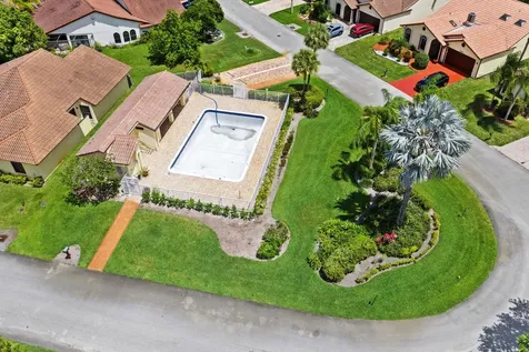 7039 Golf Pointe Circle Tamarac FL 33321