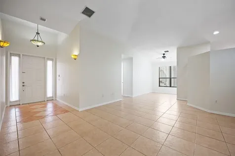 7039 Golf Pointe Circle Tamarac FL 33321
