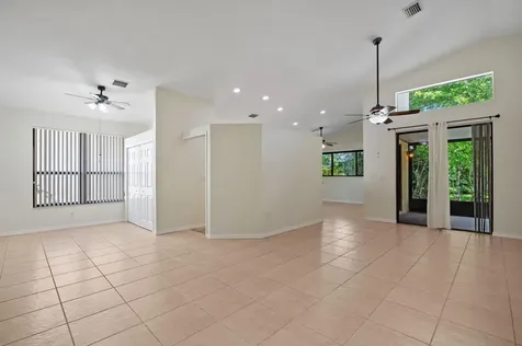 7039 Golf Pointe Circle Tamarac FL 33321