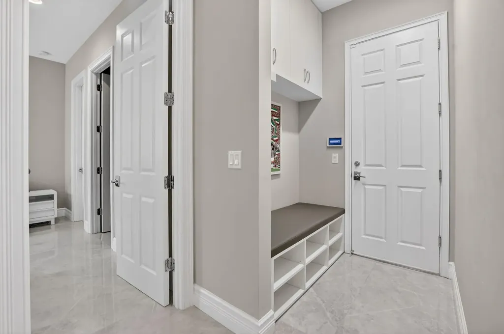 17358 Santaluce Manor Boca Raton FL 33496
