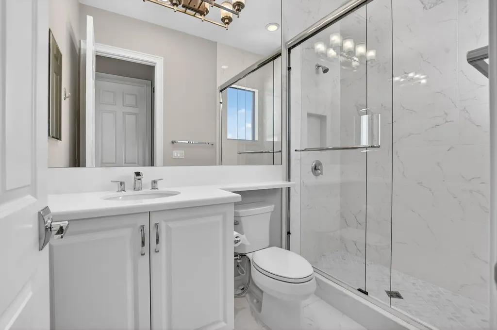 17358 Santaluce Manor Boca Raton FL 33496
