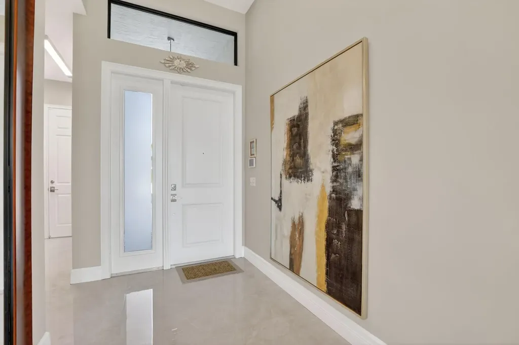 17358 Santaluce Manor Boca Raton FL 33496