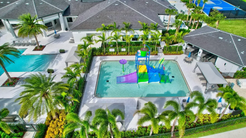 17358 Santaluce Manor Boca Raton FL 33496