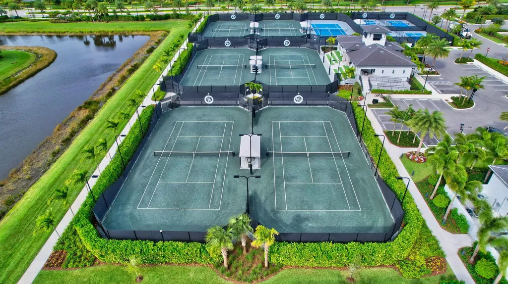 17358 Santaluce Manor Boca Raton FL 33496