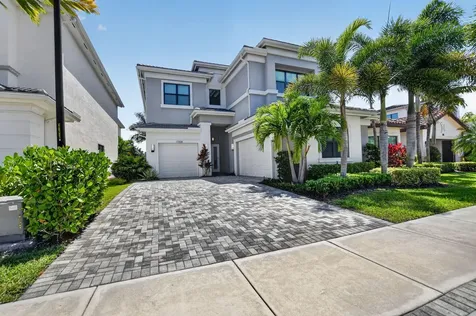 17358 Santaluce Manor Boca Raton FL 33496