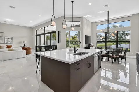 17358 Santaluce Manor Boca Raton FL 33496