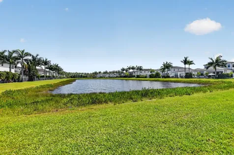 17358 Santaluce Manor Boca Raton FL 33496