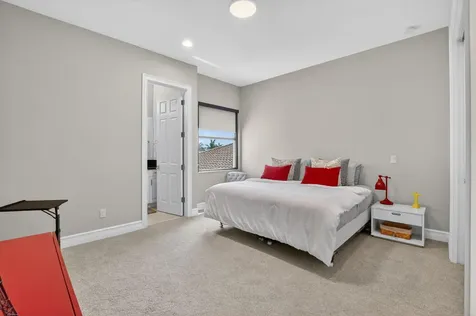 17358 Santaluce Manor Boca Raton FL 33496