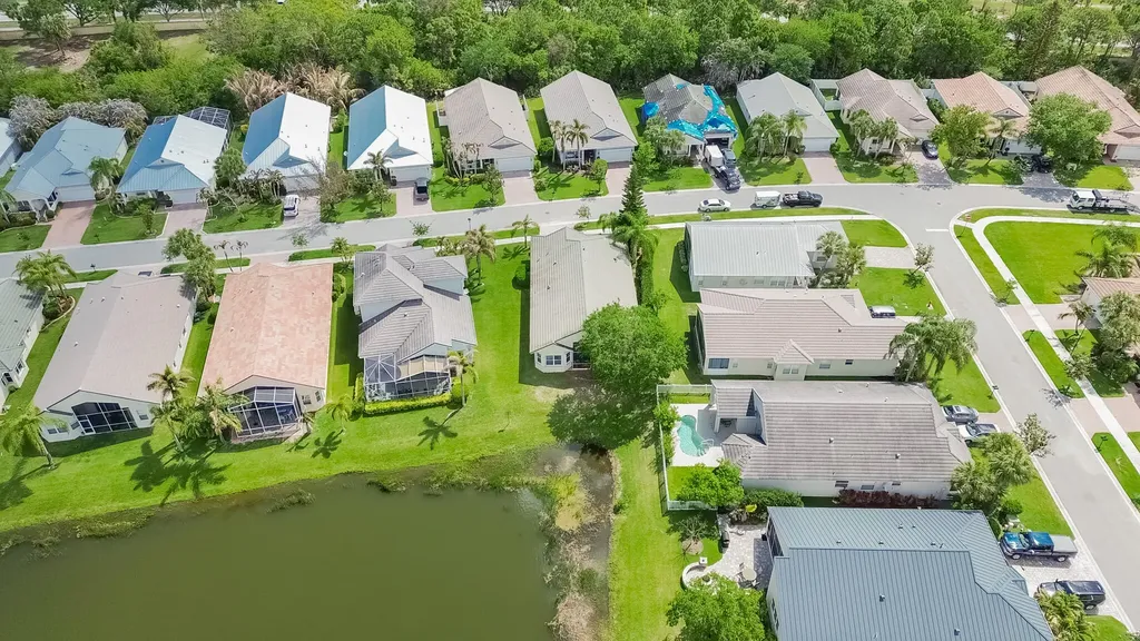 163 NW Pleasant Grove Way Port St Lucie FL 34986