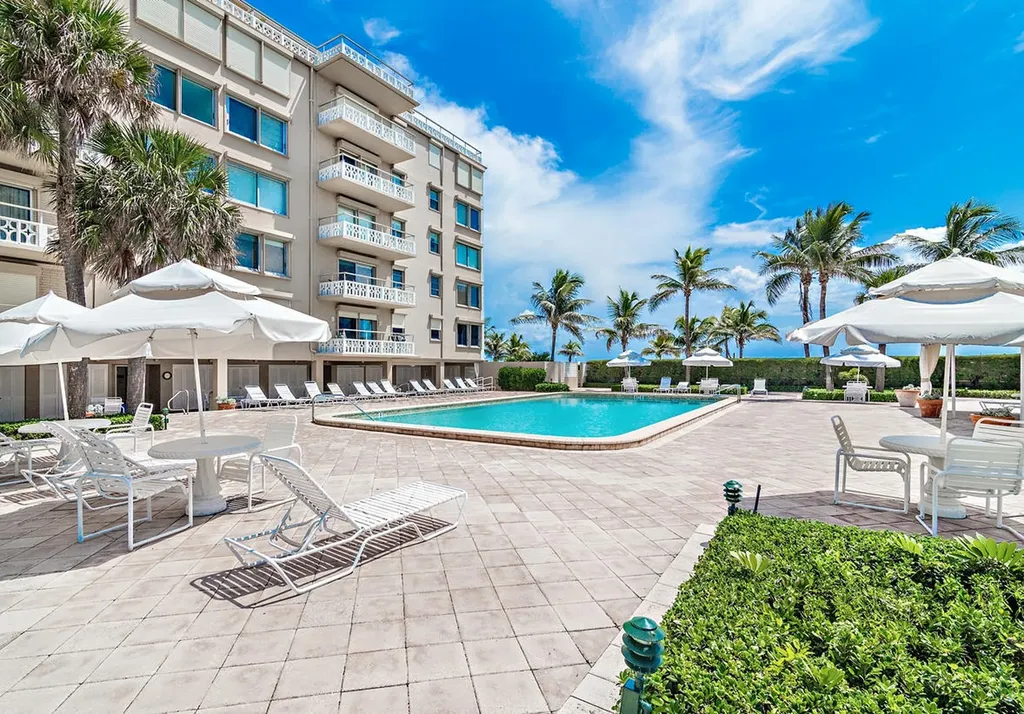 139 Sunrise Avenue Palm Beach FL 33480
