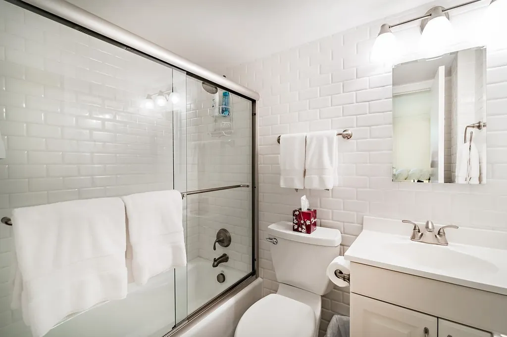 139 Sunrise Avenue Palm Beach FL 33480
