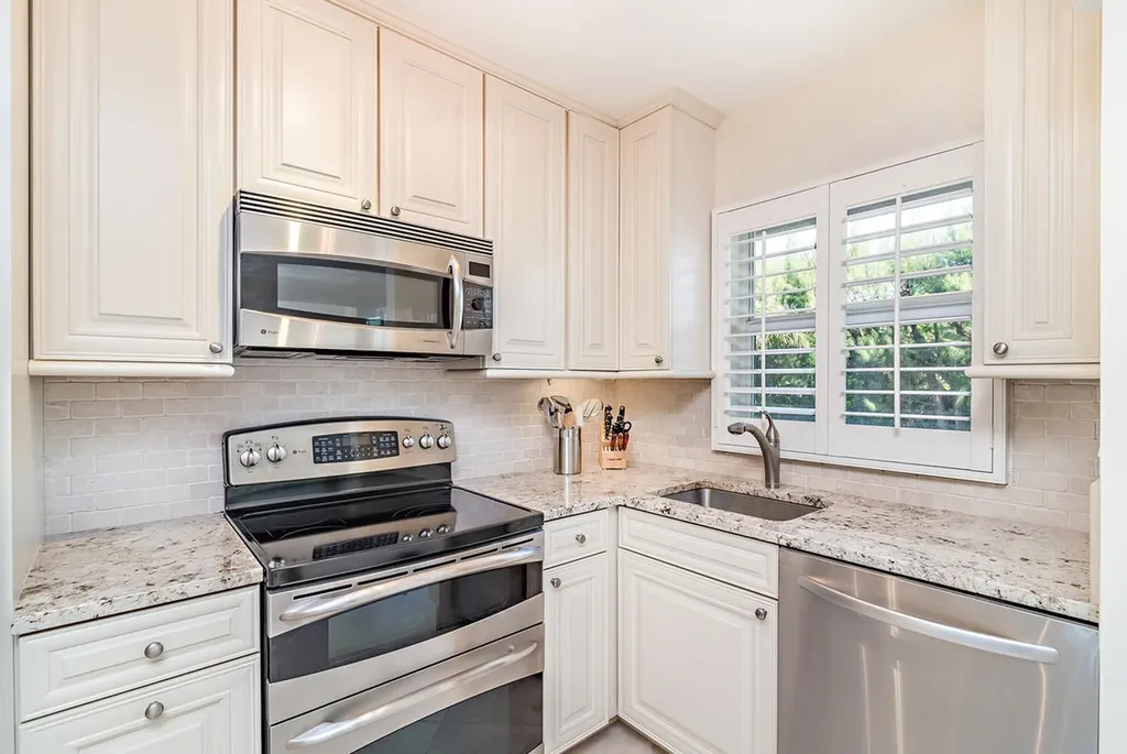 139 Sunrise Avenue Palm Beach FL 33480