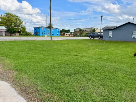 348 SW 8th Street Belle Glade FL 33430