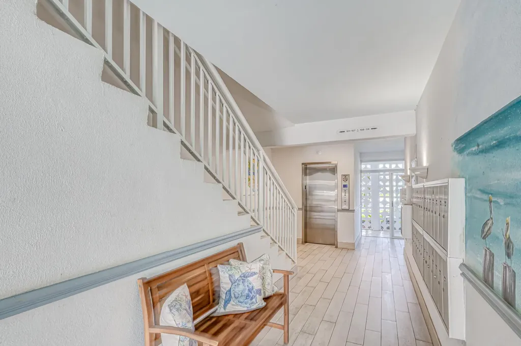100 Shore Court North Palm Beach FL 33408