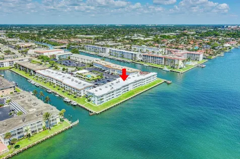 100 Shore Court North Palm Beach FL 33408