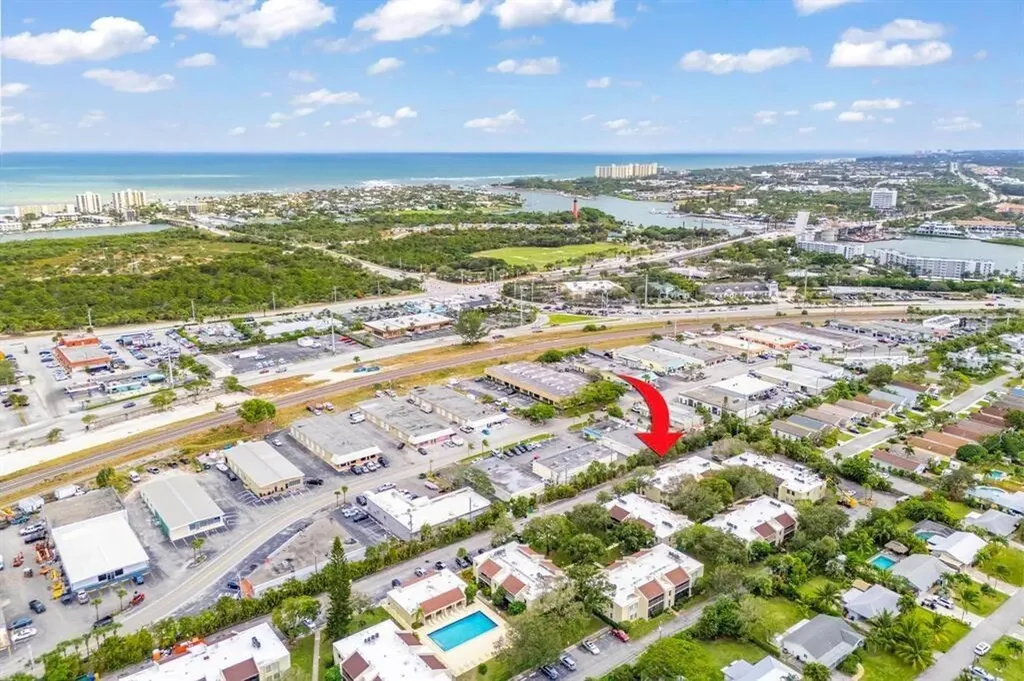 150 Pineview Road Jupiter FL 33469