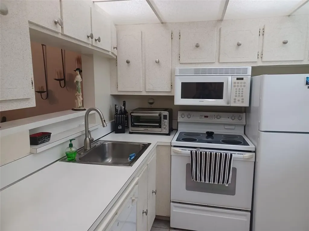 1391 S Ocean Boulevard Pompano Beach FL 33062