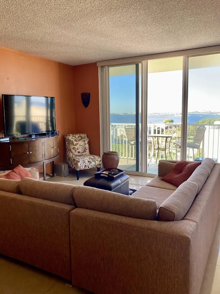 3540 S Ocean Boulevard South Palm Beach FL 33480
