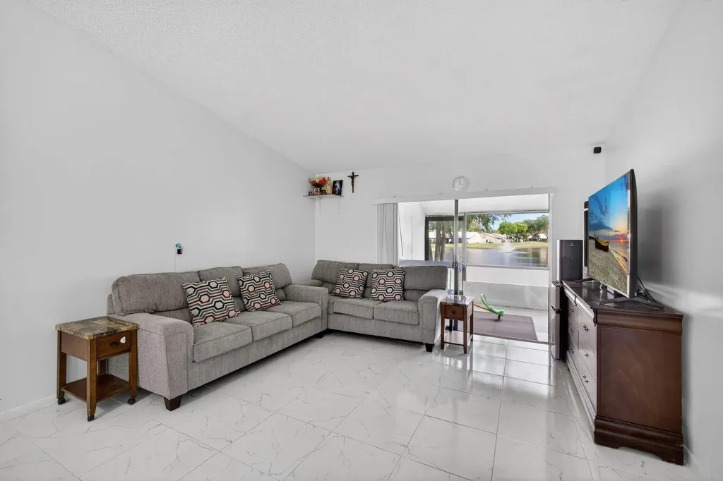 1025 Green Pine Boulevard West Palm Beach FL 33409
