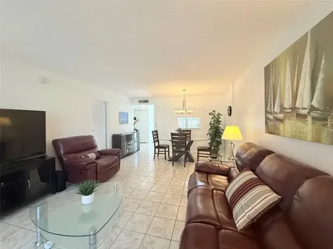 2901 NW 48th Avenue Lauderdale Lakes FL 33313