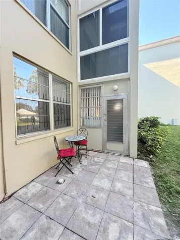 2901 NW 48th Avenue Lauderdale Lakes FL 33313