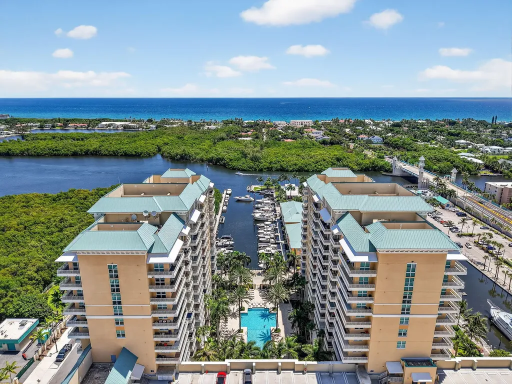 625 Casa Loma Boulevard Boynton Beach FL 33435