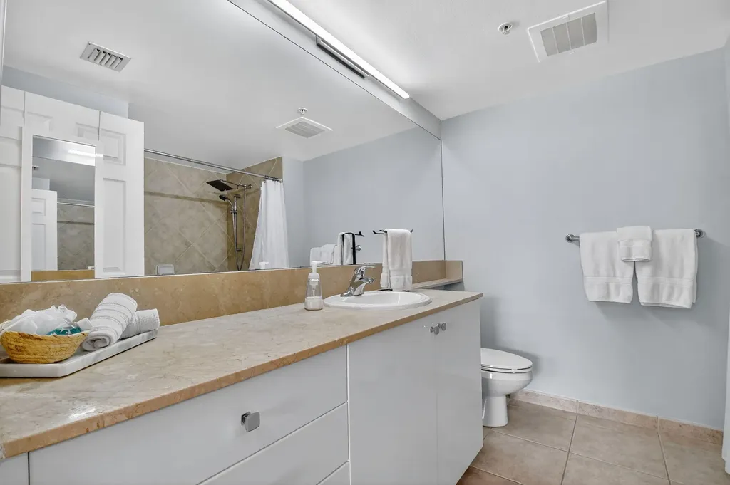 625 Casa Loma Boulevard Boynton Beach FL 33435