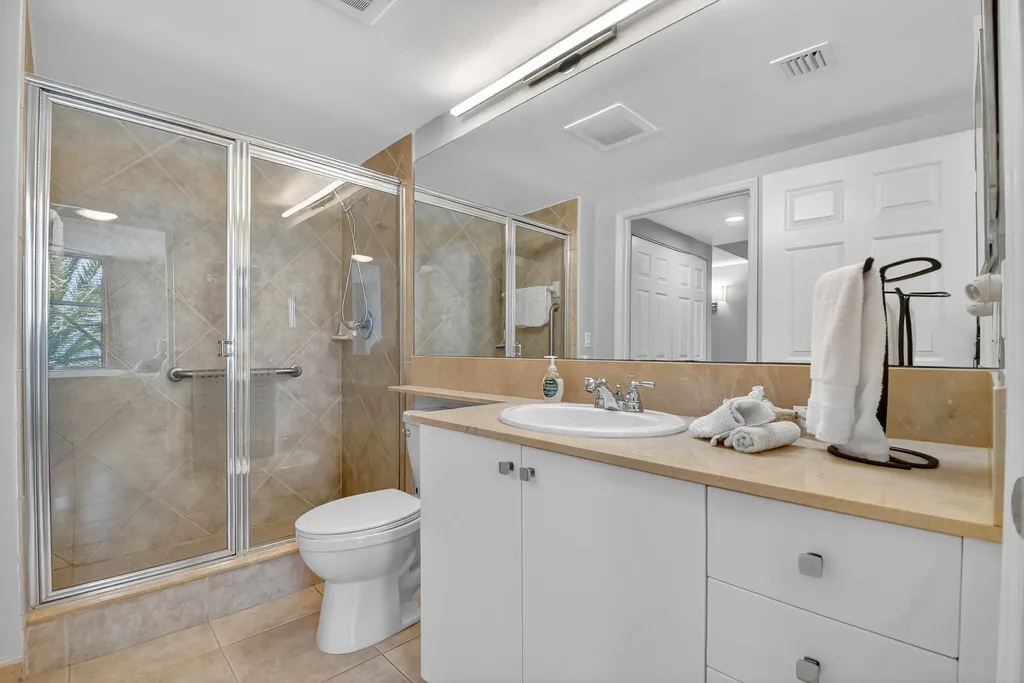 625 Casa Loma Boulevard Boynton Beach FL 33435