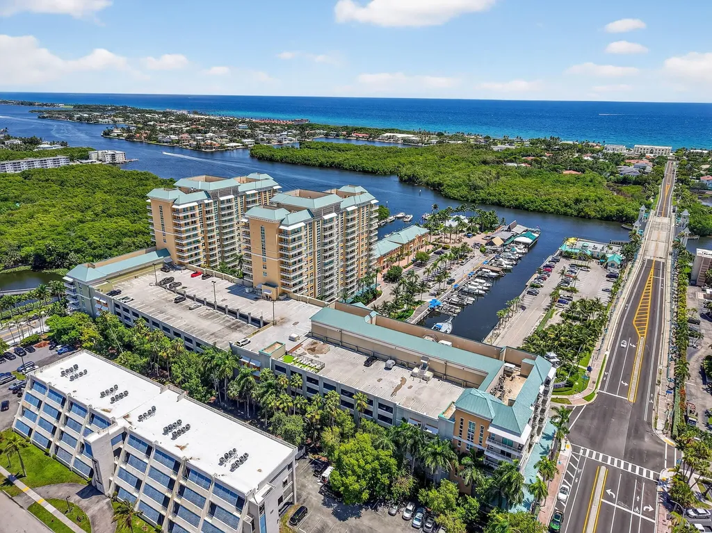 625 Casa Loma Boulevard Boynton Beach FL 33435