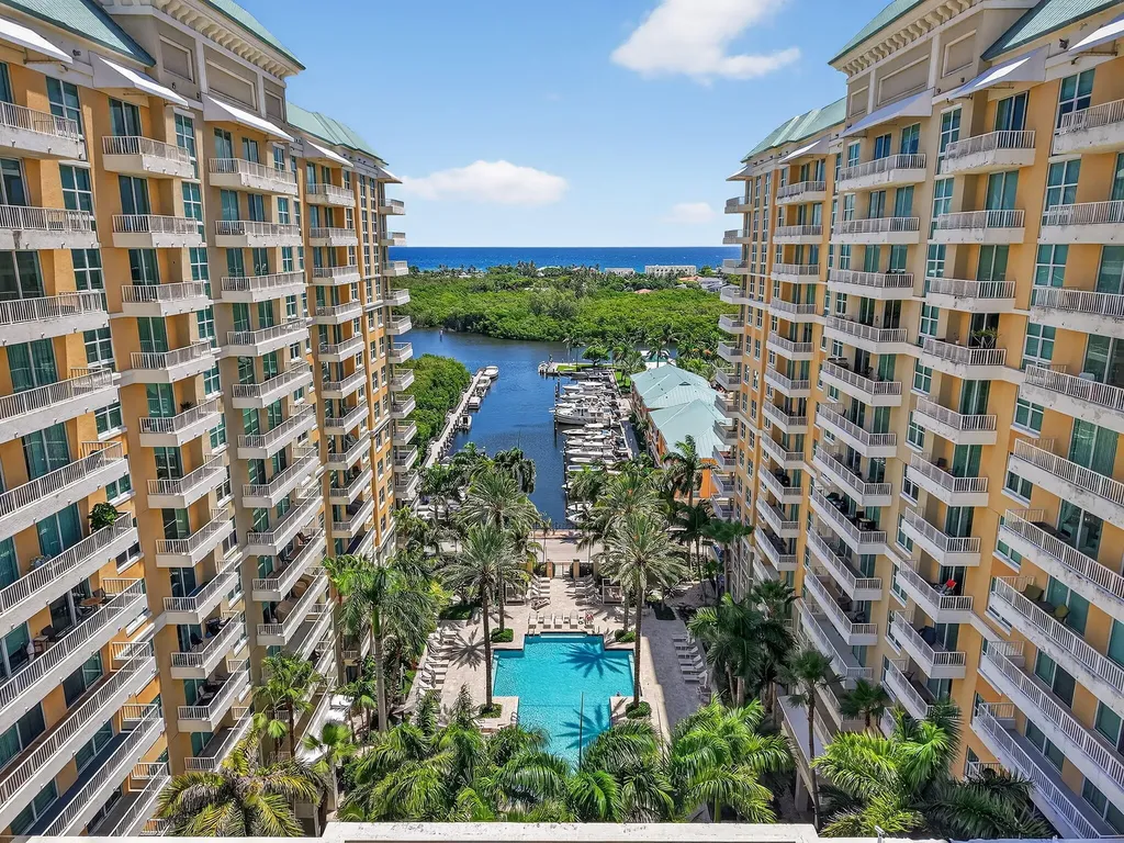 625 Casa Loma Boulevard Boynton Beach FL 33435