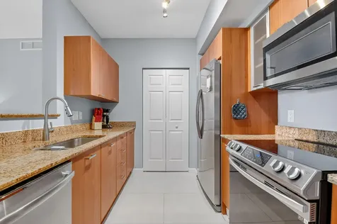 625 Casa Loma Boulevard Boynton Beach FL 33435