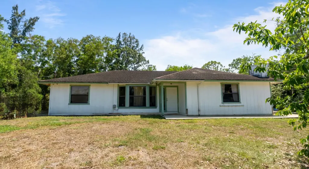 17254 32nd Lane N The Acreage FL 33470