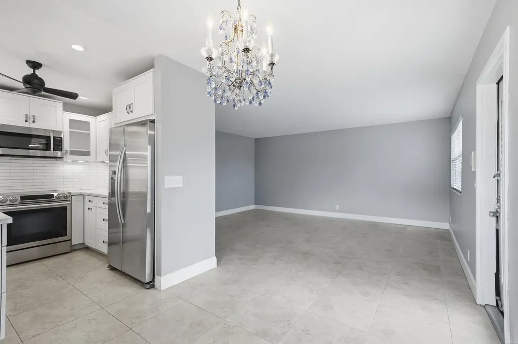 373 Tuscany G Delray Beach FL 33446