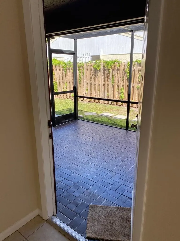 4477 NW 3rd Drive Delray Beach FL 33445
