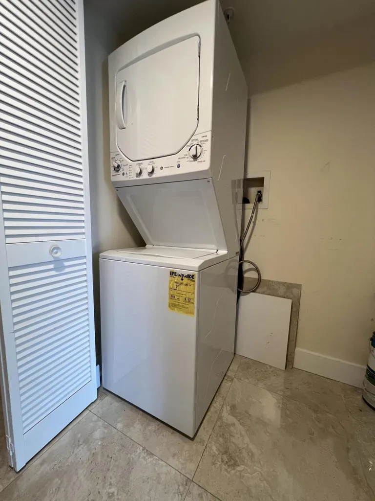 4187 N Haverhill Road West Palm Beach FL 33417