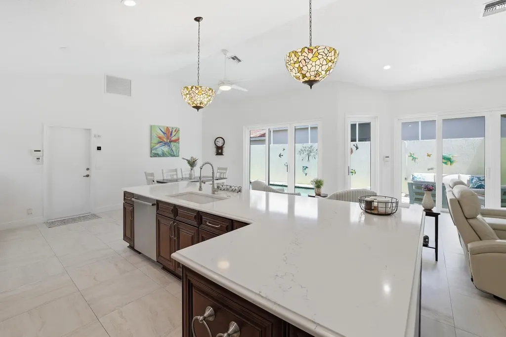 5056 Ventura Drive Delray Beach FL 33484